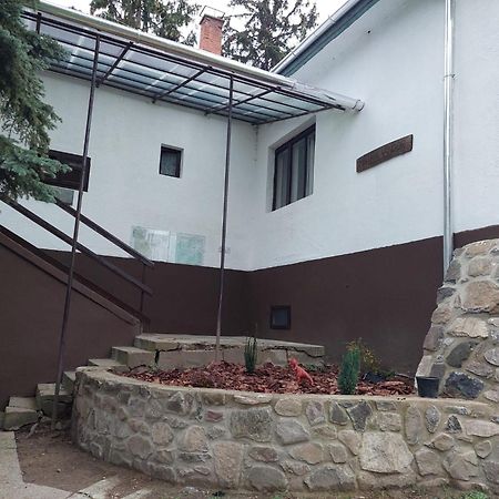 Matrai Vandor Apartmanok Matraalmas ภายนอก รูปภาพ