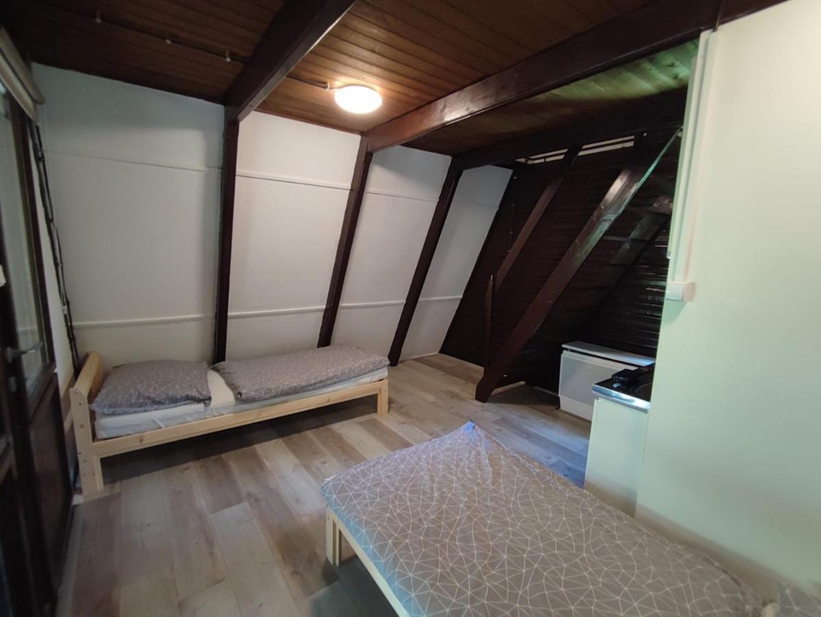 Matrai Vandor Apartmanok Matraalmas ภายนอก รูปภาพ